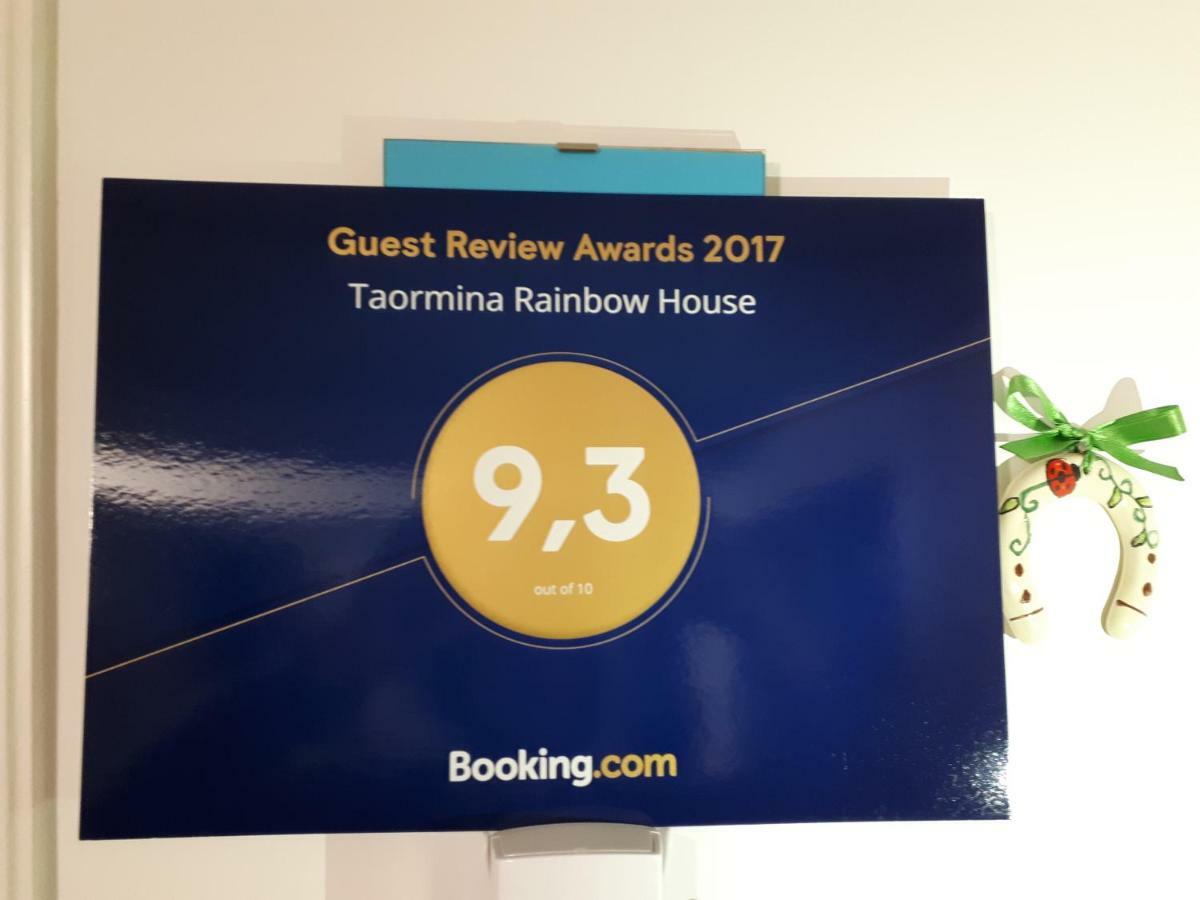 דירות Taormina Rainbow House מראה חיצוני תמונה